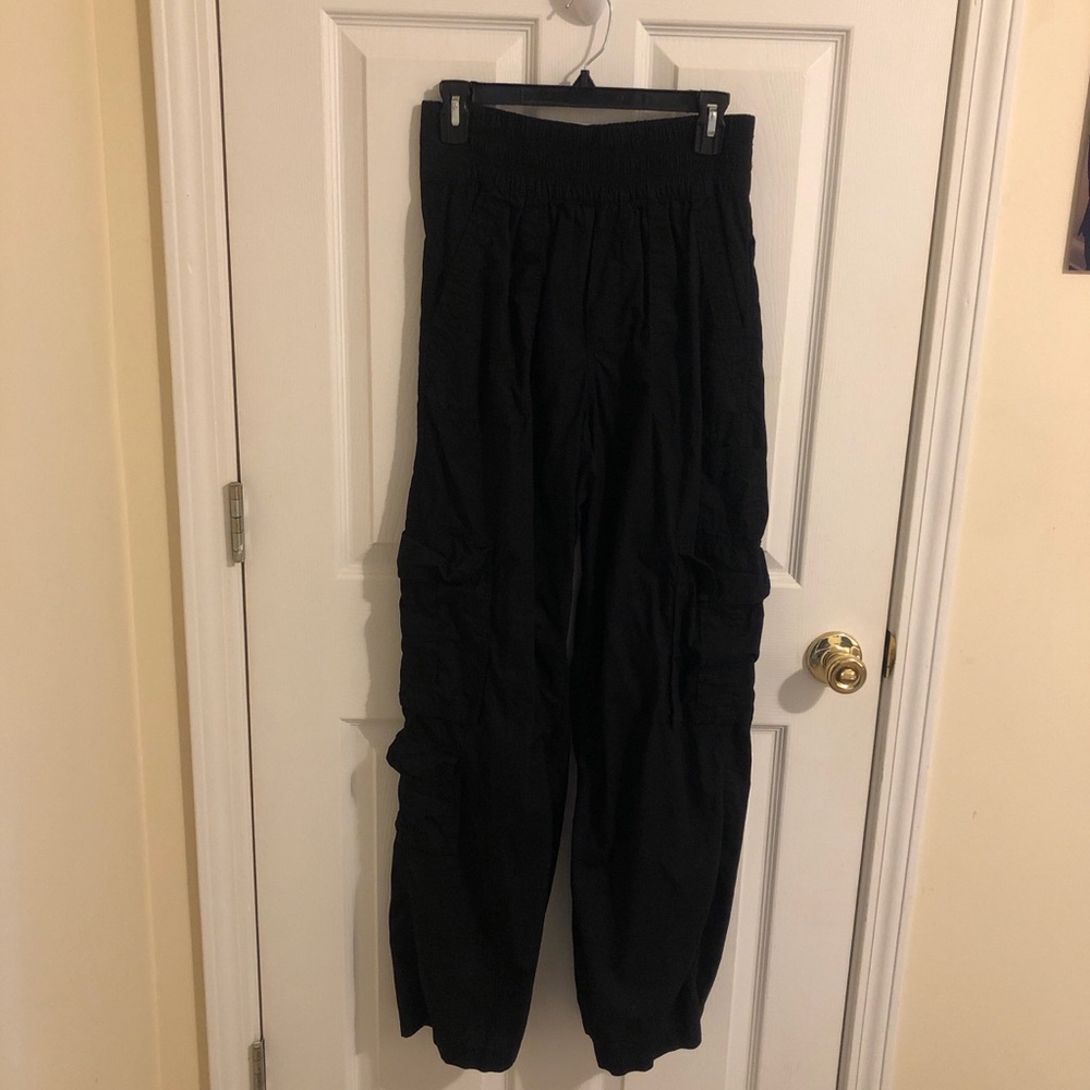 Aerie Black Relaxed Cargo Pants